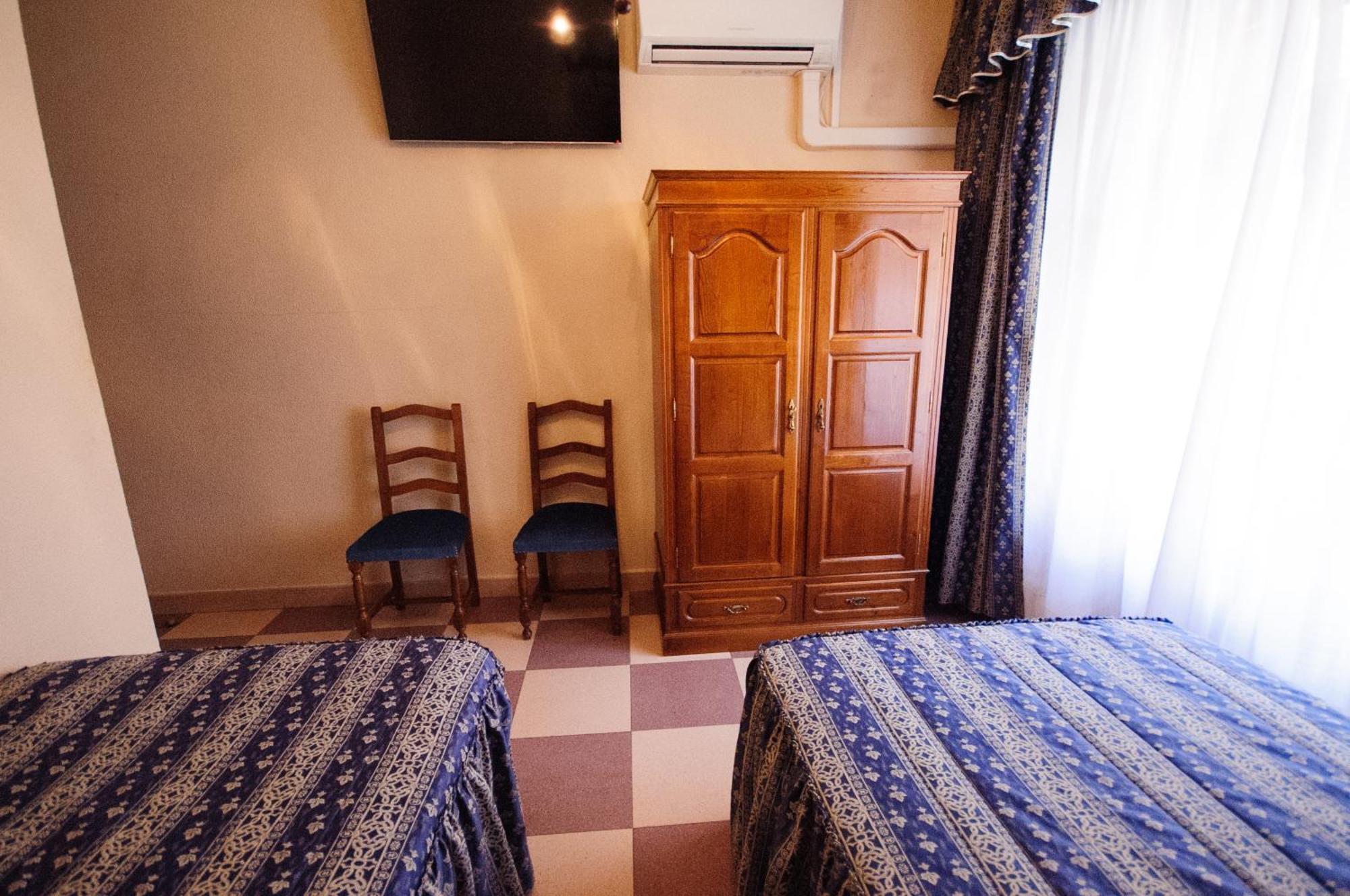 Hostal Restaurante La Trucha เบนาเบนเต ห้อง รูปภาพ